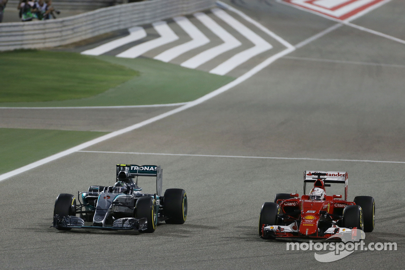 f1-bahrain-gp-2015-nico-rosberg-mercedes-amg-f1-w06-and-sebastian-vettel-ferrari-sf15-t-ba.jpg