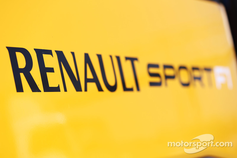 f1-barcelona-february-testing-2015-renault-sport-f1-logo.jpg