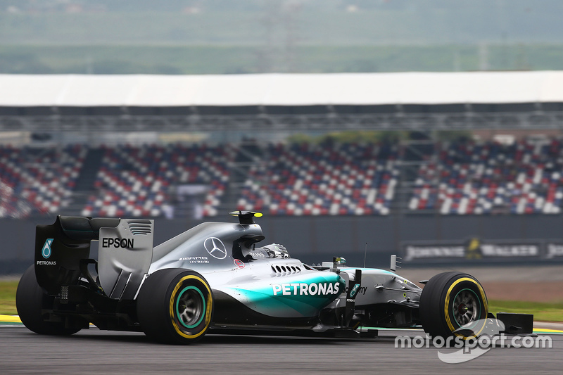 f1-brazilian-gp-2015-nico-rosberg-mercedes-amg-f1-w06_1.jpg