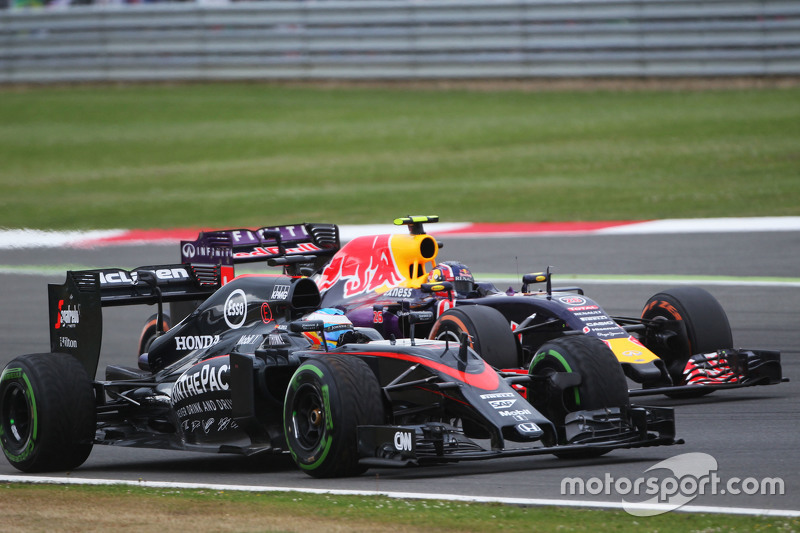 f1-british-gp-2015-fernando-alonso-mclaren-mp4-30-and-daniil-kvyat-red-bull-racing-rb11-ba.jpg