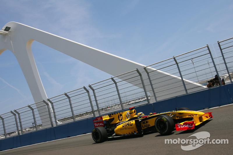 f1-european-gp-2010-robert-kubica-renault-f1-team.jpg