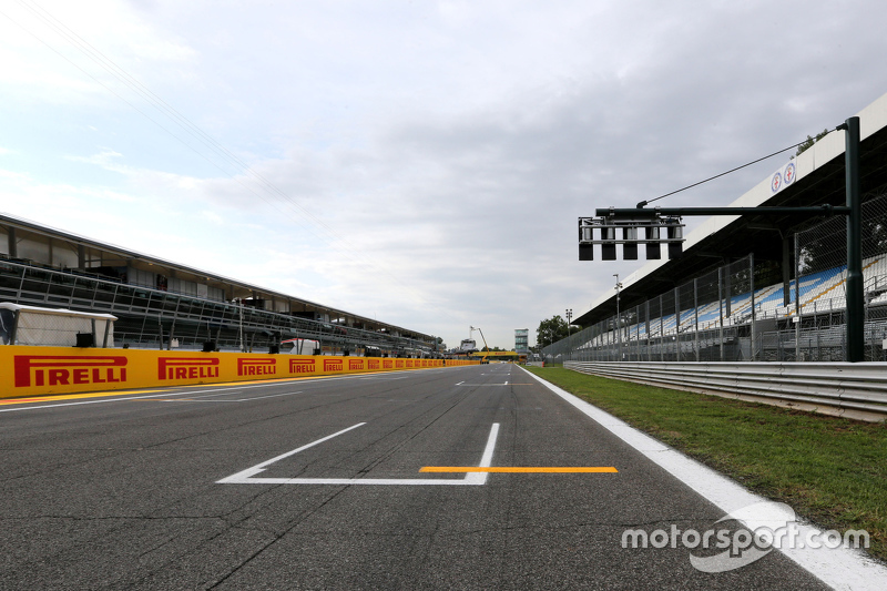 f1-italian-gp-2015-track-atmosphere.jpg