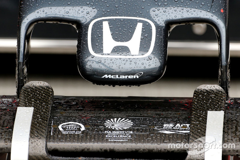 f1-japanese-gp-2015-mclaren-honda.jpg