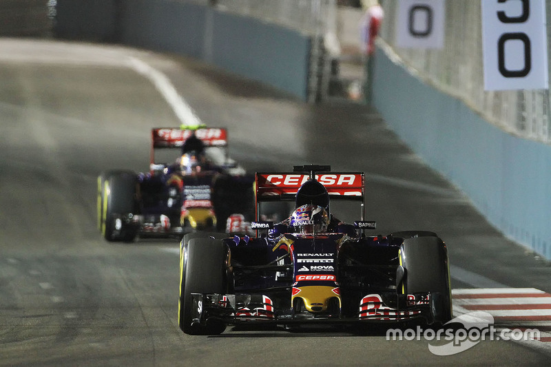 F1 - A TORO ROSSO IDEJE EGYRE FOGY