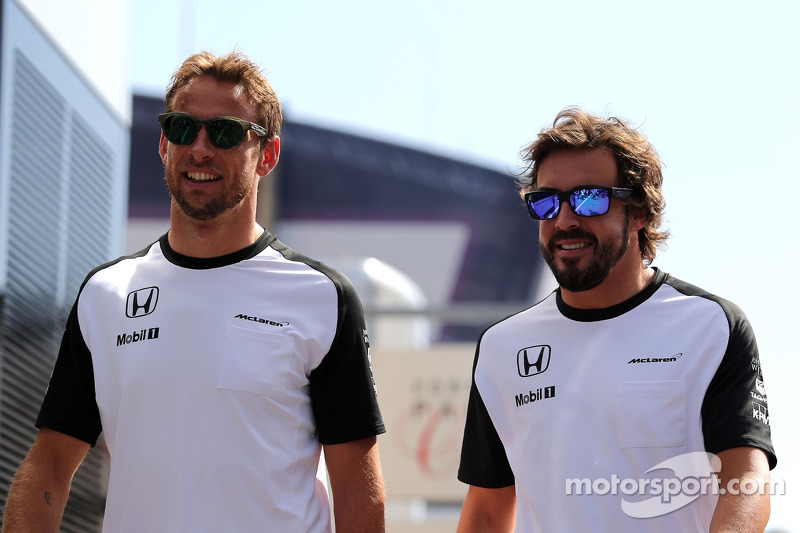 f1-spanish-gp-2015-jenson-button-mclaren-honda-and-fernando-alonso-mclaren-honda.jpg