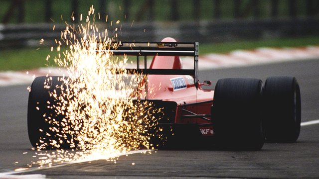 f1_sparks_05.jpg