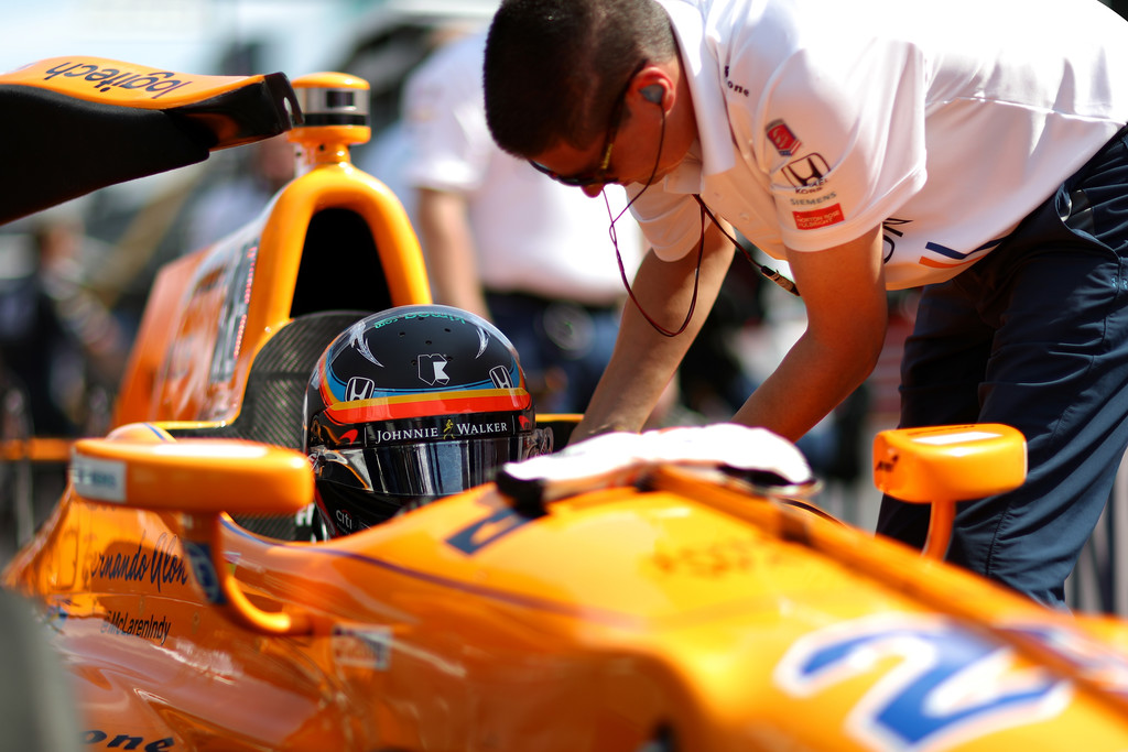 fernando_alonso_101st_indianapolis_500_carb_oqiq-lwbzl2x.jpg