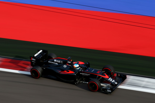 fernando_alonso_f1_grand_prix_russia_qualifying_deg3cveoi3sl.jpg