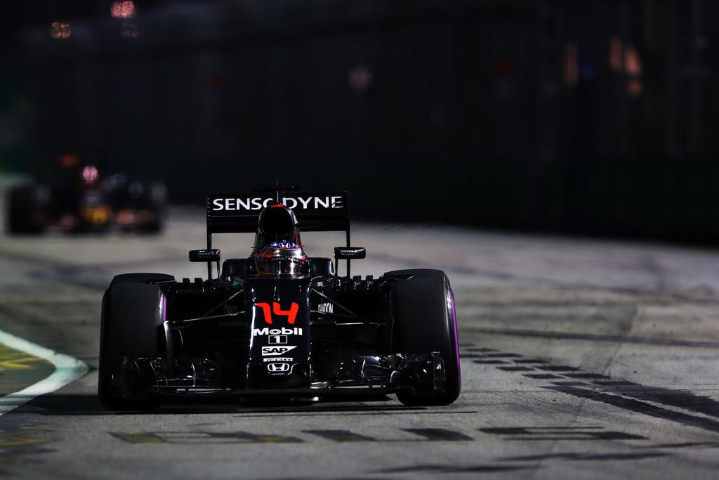 fernando_alonso_f1_grand_prix_singapore_e2qaz5fabpix.jpg