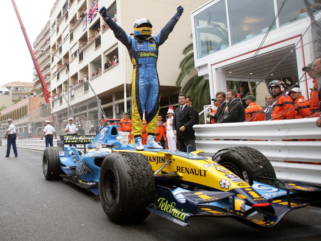 F1 - A LOTUS MÁR VÁRJA, HOGY A RENAULT FELVÁSÁROLJA