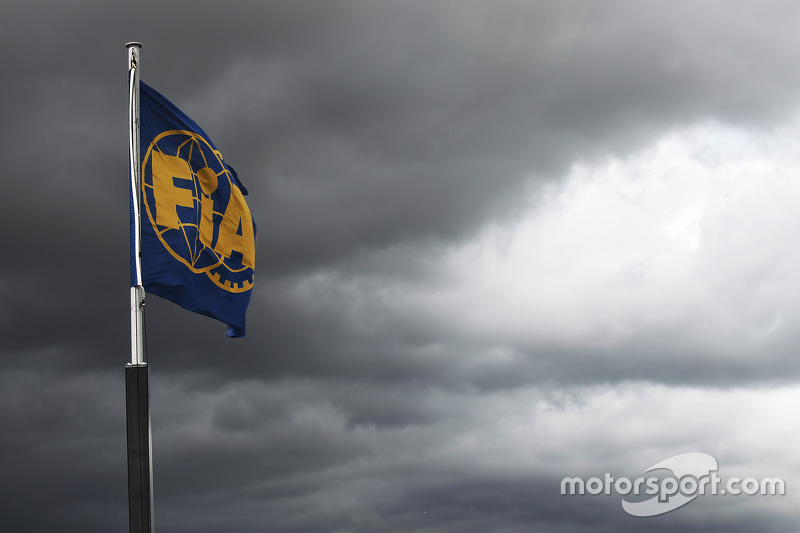 F1 - FIA: HIBÁZTUNK A MOTORSZABÁLYOKKAL