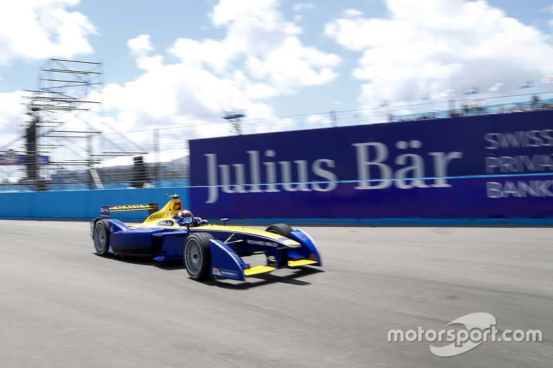 formula-e-punta-del-este-eprix-2015-sebastien-buemi-renault-e-dams_2.jpg