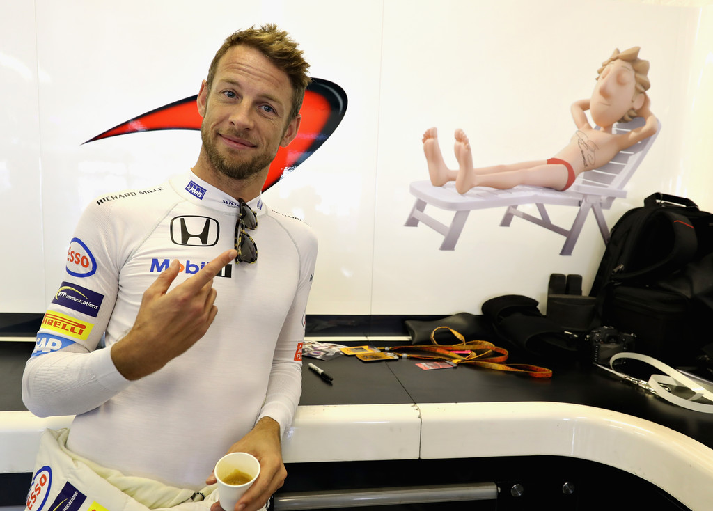 F1 - HIVATALOS: BUTTON LESZ ALONSO HELYETTESE MONACÓBAN