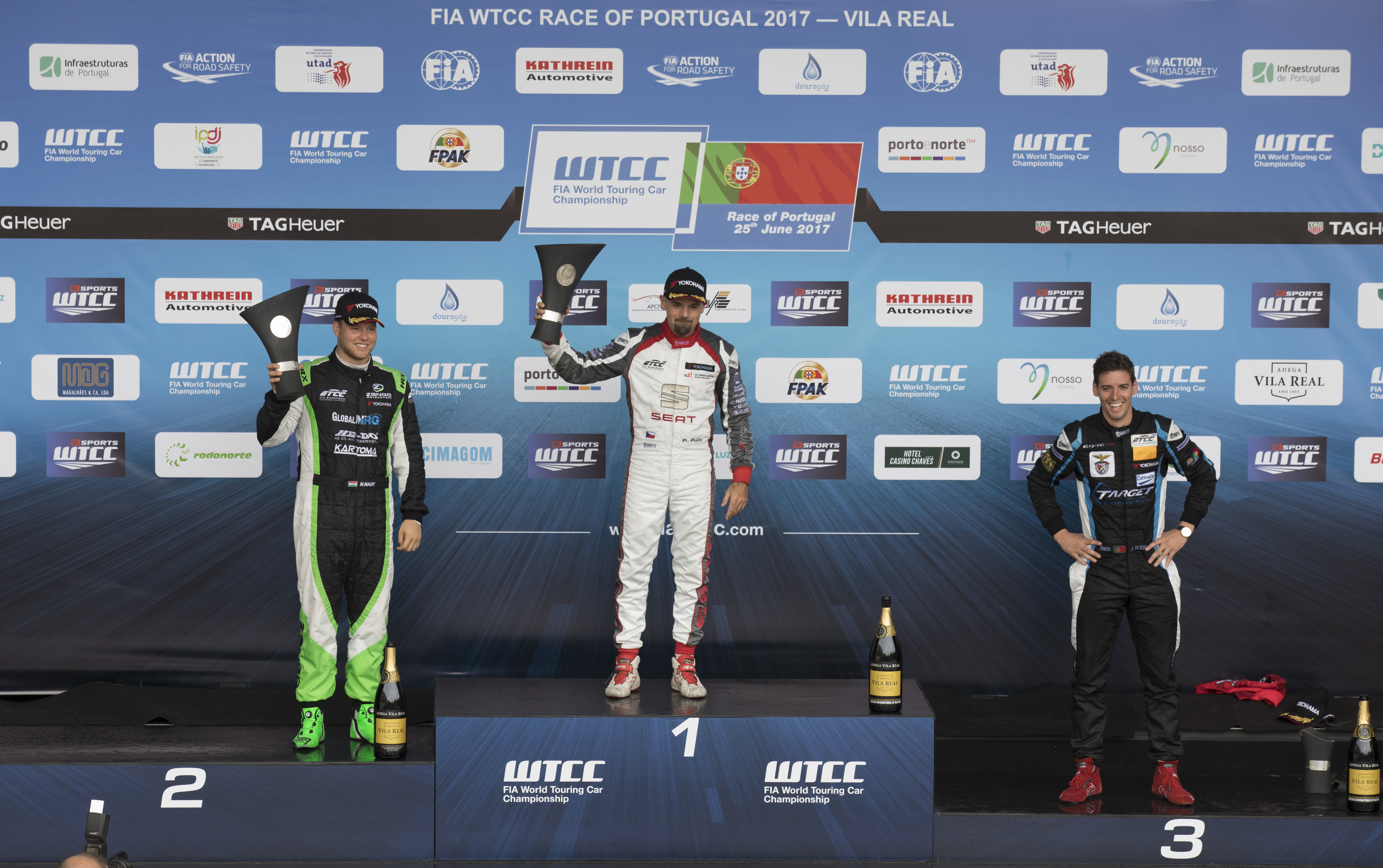 jose_rodrigues_etcc_race_of_vila_real_podium_2017-jpg.jpg