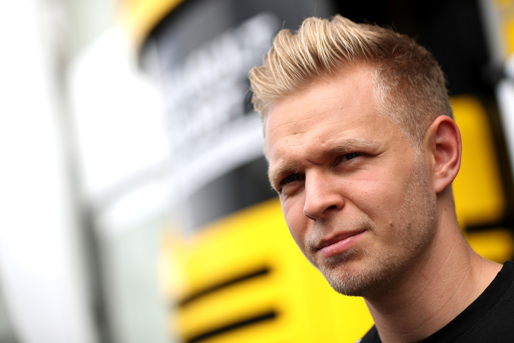 F1 - HIVATALOS: MAGNUSSEN RAJTHOZ ÁLLHAT MONZÁBAN