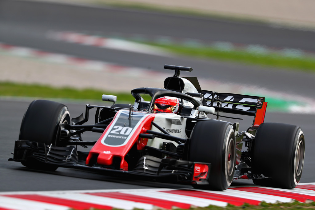 kevin_magnussen_f1_winter_testing_barcelona_a0dt4xumht-x.jpg