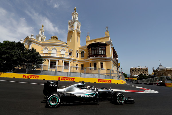 lewis_hamilton_european_f1_grand_prix_qualifying_odv0qhyn33ml.jpg