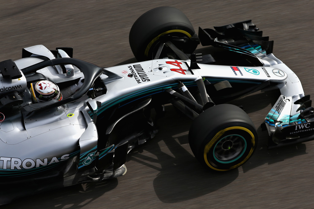 lewis_hamilton_f1_grand_prix_russia_practice_ypade3bhcp6x.jpg