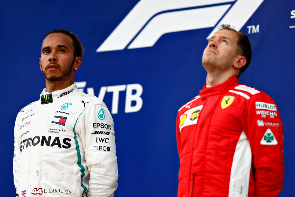 lewis_hamilton_sebastian_vettel_f1_grand_prix_qkrr6ayf9pax.jpg