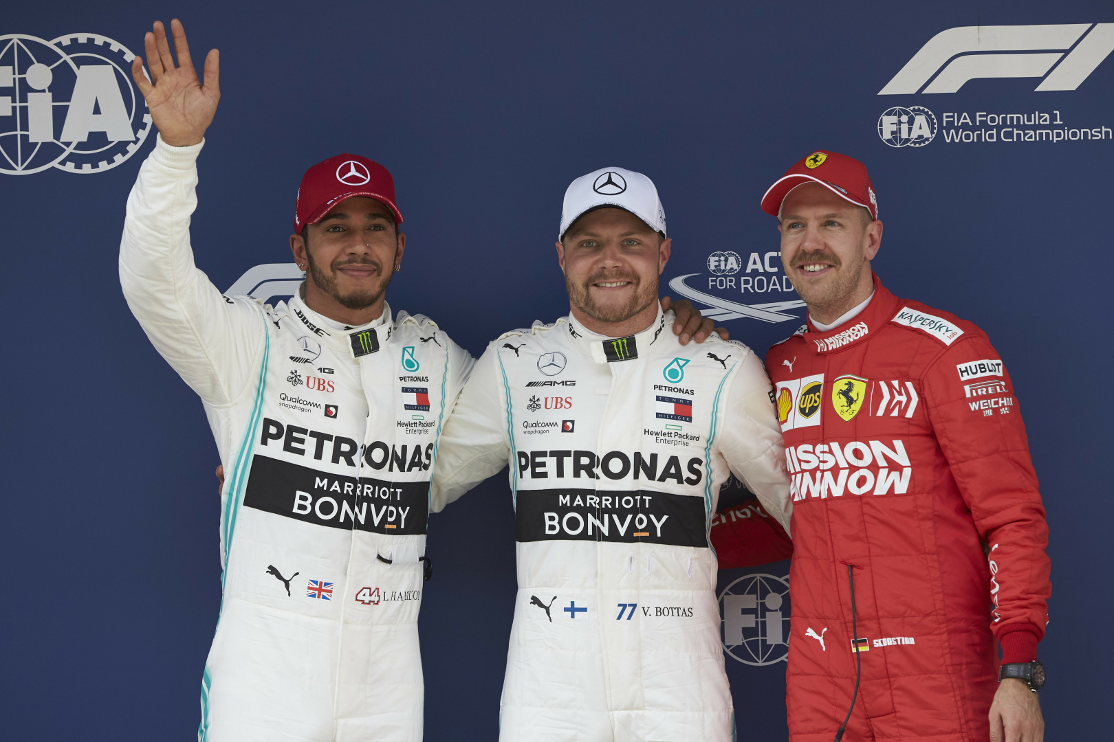 F1: Vettel kiesett a pixisből a Mercedesnél?