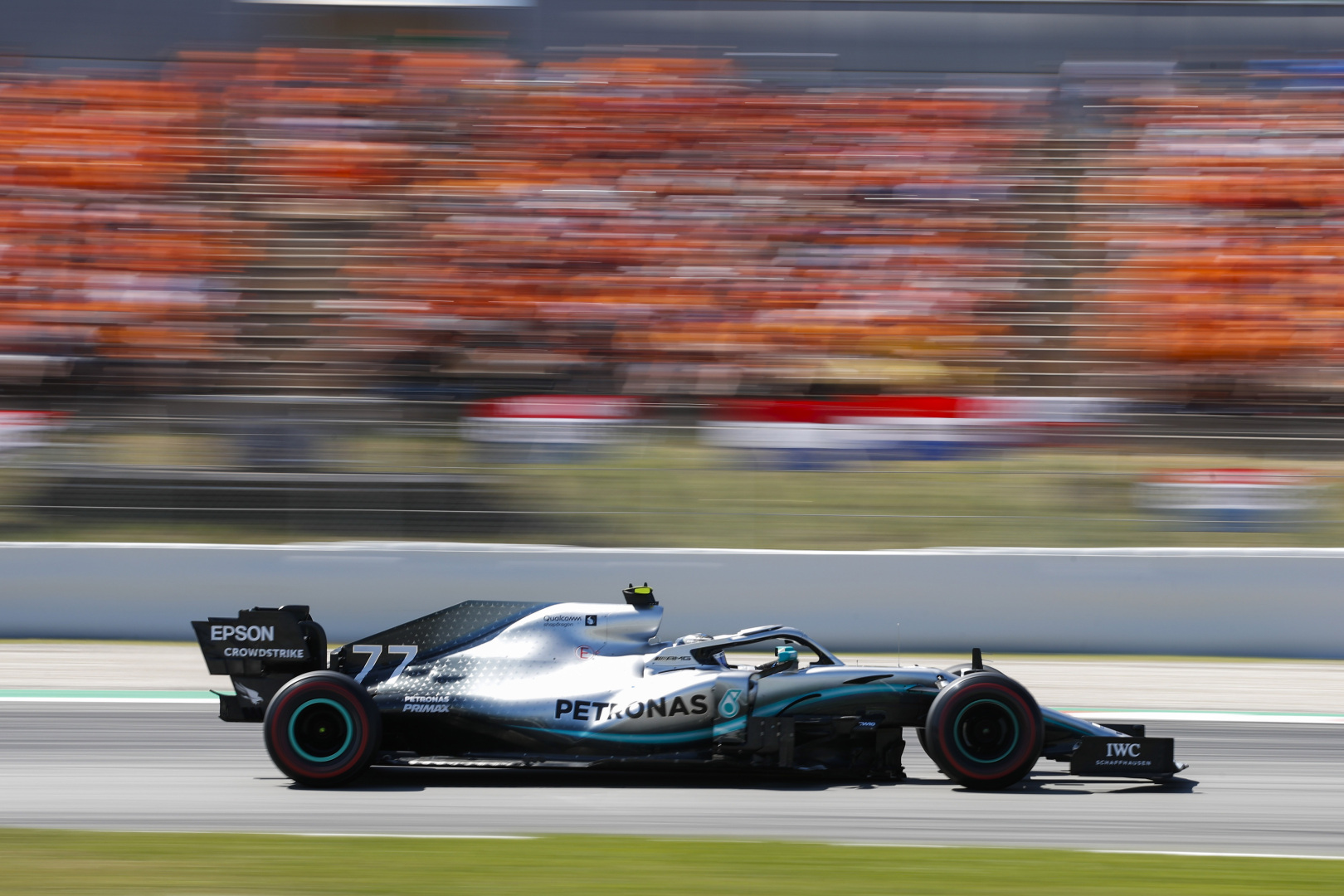 F1 - JÖN A MÁSODIK SZEZONKÖZI TESZT: MEGLEPŐ FELÁLLÁS A MERCEDESNÉL ÉS A RACING POINTNÁL