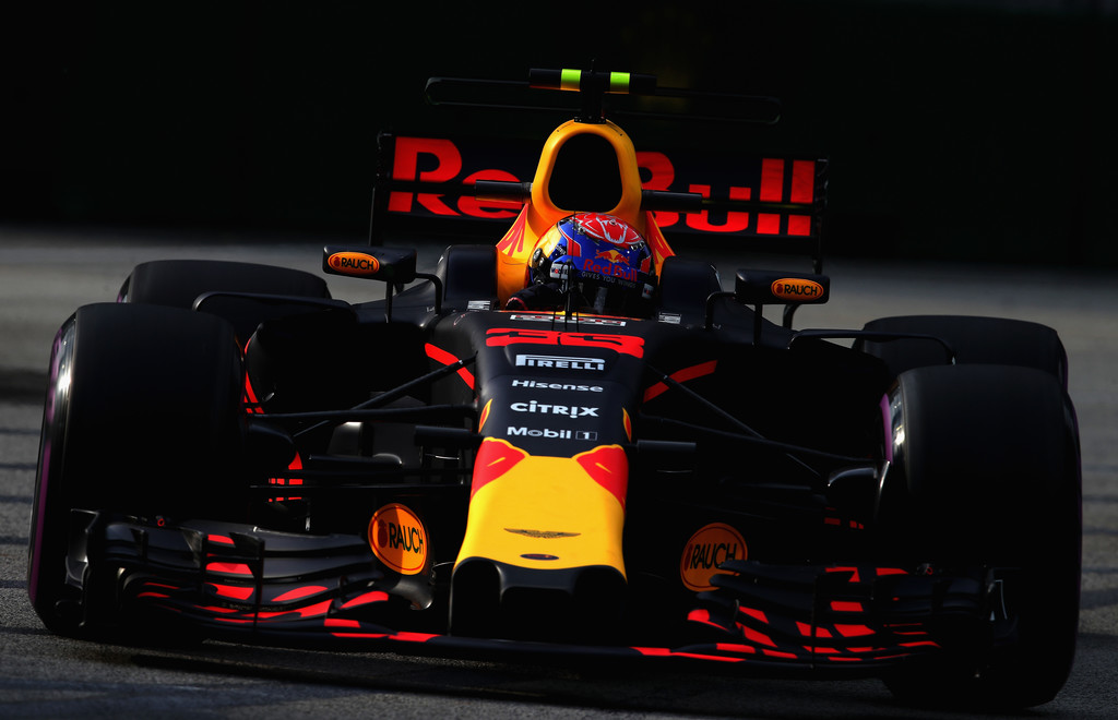 F1 - HAMAROSAN ÚJRA NÉVADÓ SZPONZORA LEHET A RED BULL-NAK!