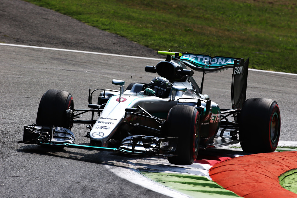 nico_rosberg_f1_grand_prix_italy_practice_vujhgn8iub8x.jpg