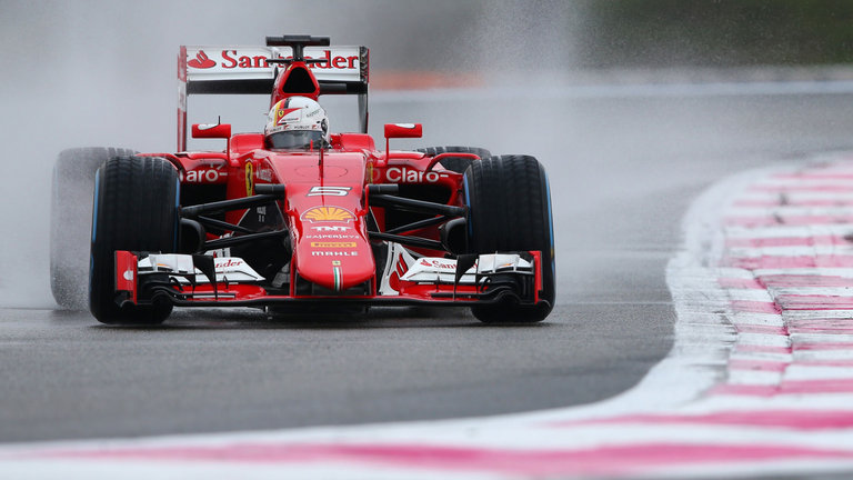 sebastian-vettel-ferrari-2016-paul-ricard-wet-test_3406036.jpg