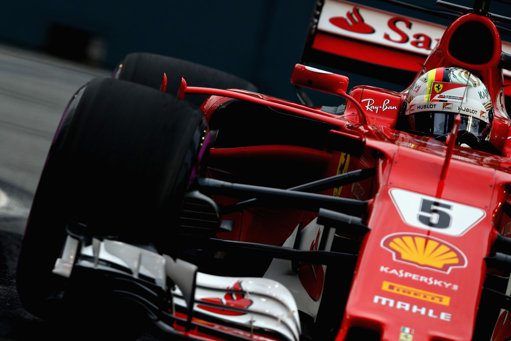 sebastian_vettel_f1_grand_prix_singapore_qualifying_z7rd03yiq_xx.jpg