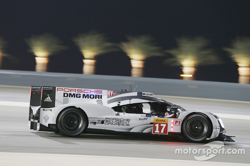 wec-bahrain-2015-17-porsche-team-porsche-919-hybrid-timo-bernhard-mark-webber-brendon-hart_1.jpg