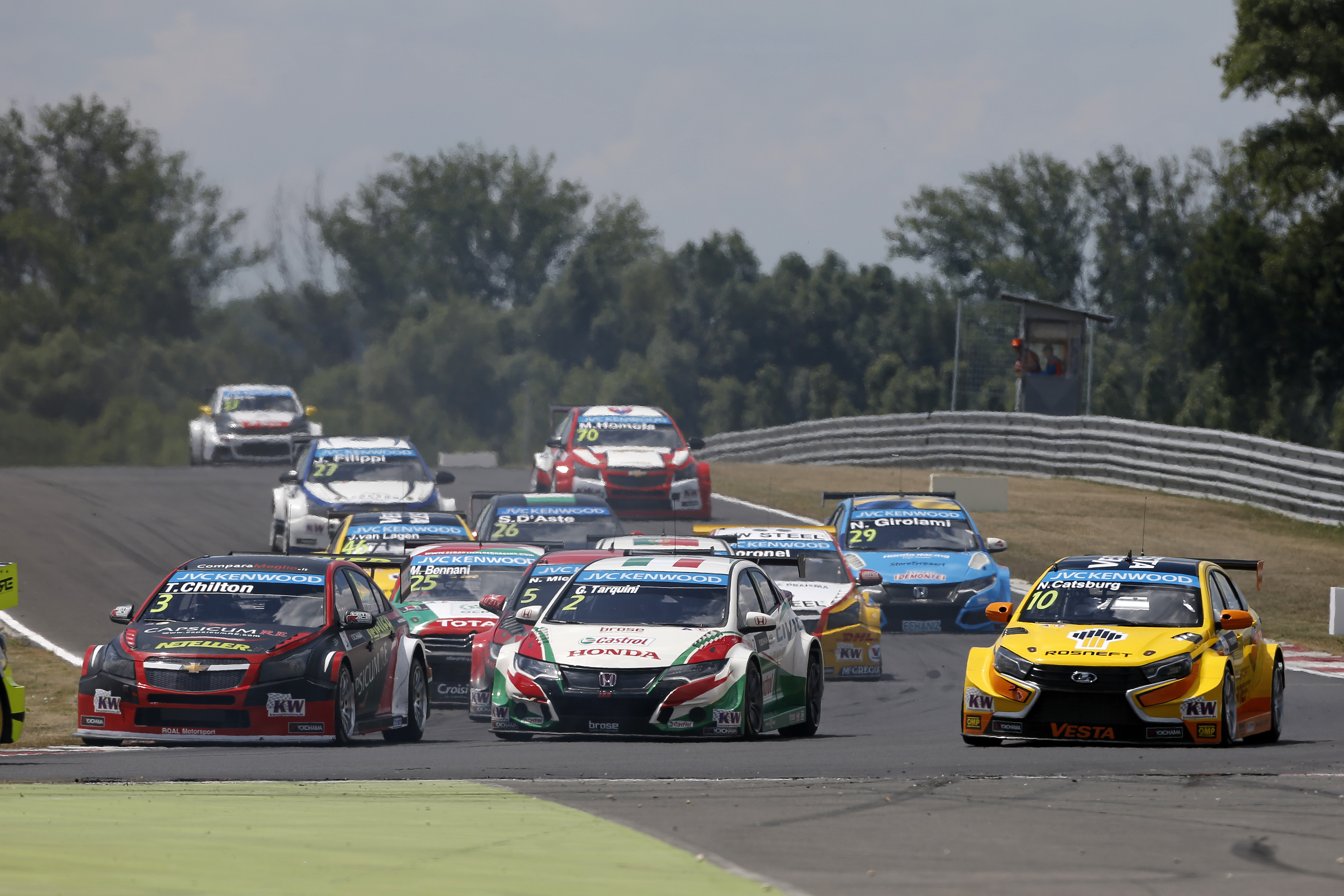 wtcc-2015-slovakia-racing-action.jpg