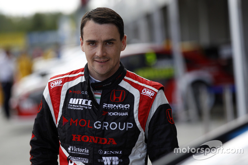 wtcc-moscow-2015-norbert-michelisz-honda-civic-wtcc-zengo-motorsport_1.jpg