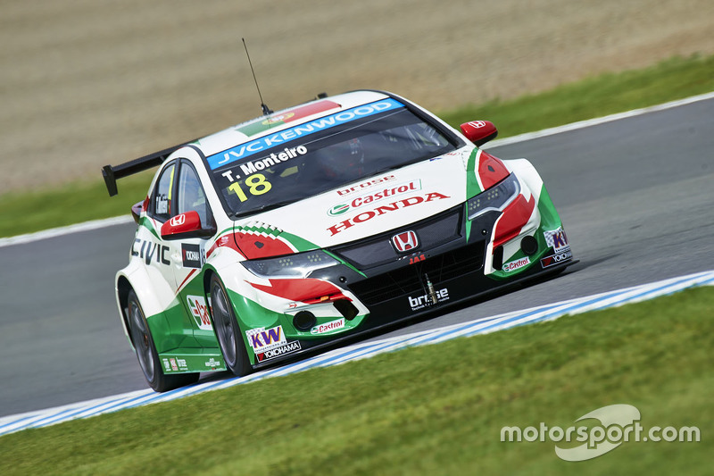 WTCC - MONTEIRO-GYŐZELEM, HUFF-BRAVÚR, MICHELISZ- ÉS LOPEZ-KIESÉS A MÁSODIK FUTAMON!