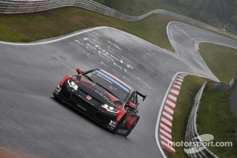 wtcc-nurburgring-2015-norbert-michelisz-honda-civic-wtcc-zengo-motorsport_1.jpg