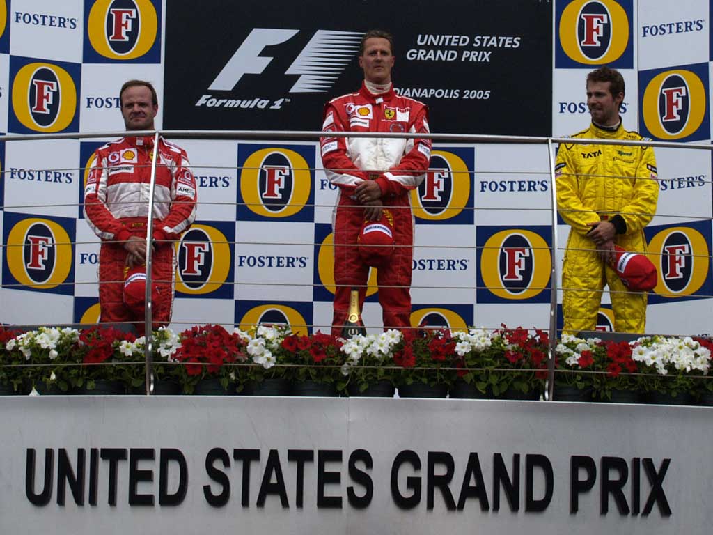 michaelschumacher_rubensbarrichello_tiagomonteiro_indianapolis_2005.jpg