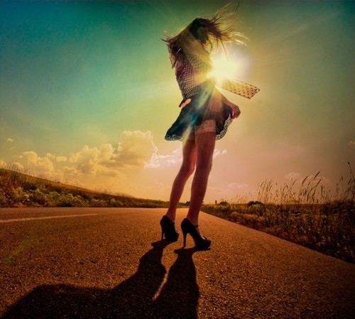 girl-heels-light-photography-road-Favim.com-140873_large.jpg