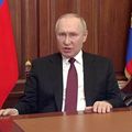 Putyin erődemonstrációja a gyengeség jele
