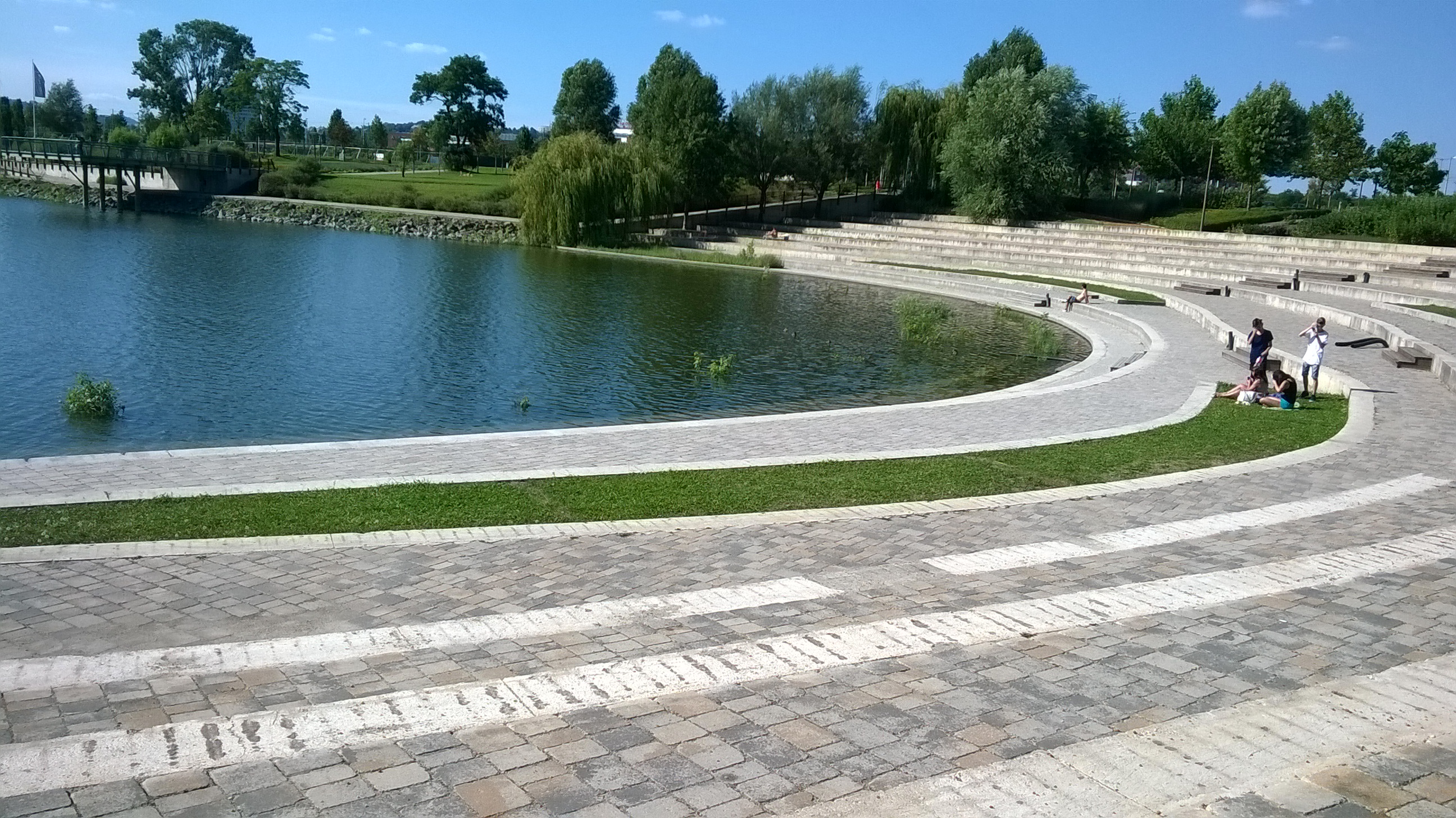wp_20160809_015.jpg
