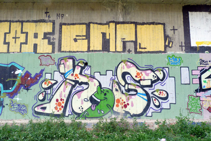 hajogyari-hid-graffiti-06.jpg