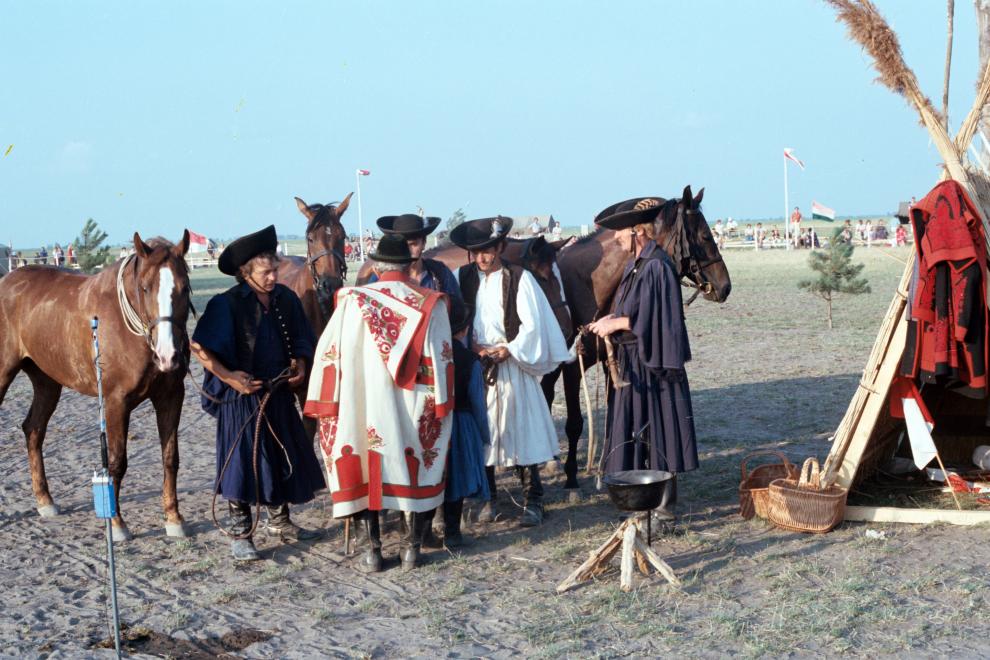 1986_apaj_bogracs.jpg