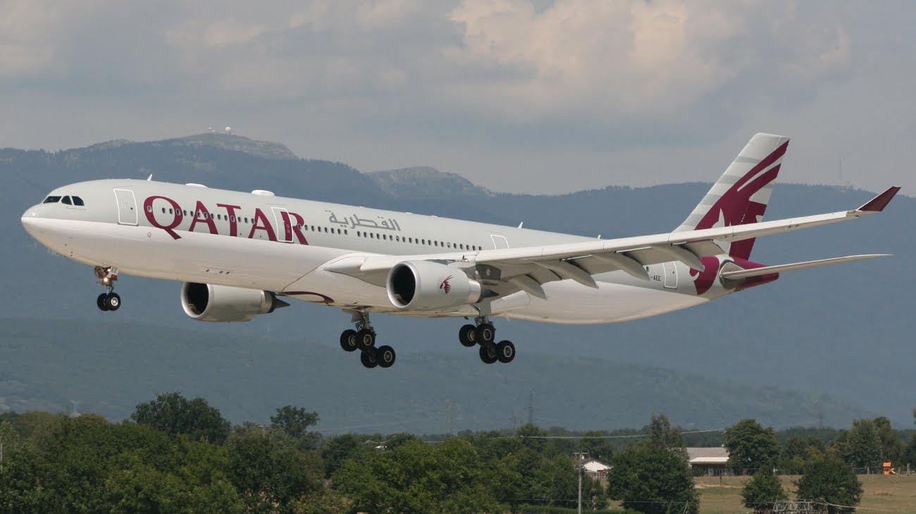 qatar-airways-a330-1.jpg