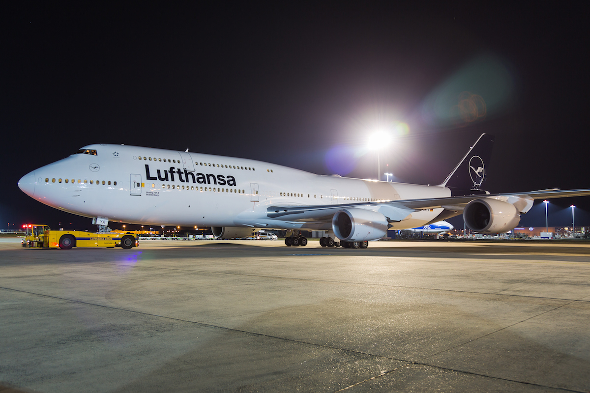 lufthansa-747-8.jpg
