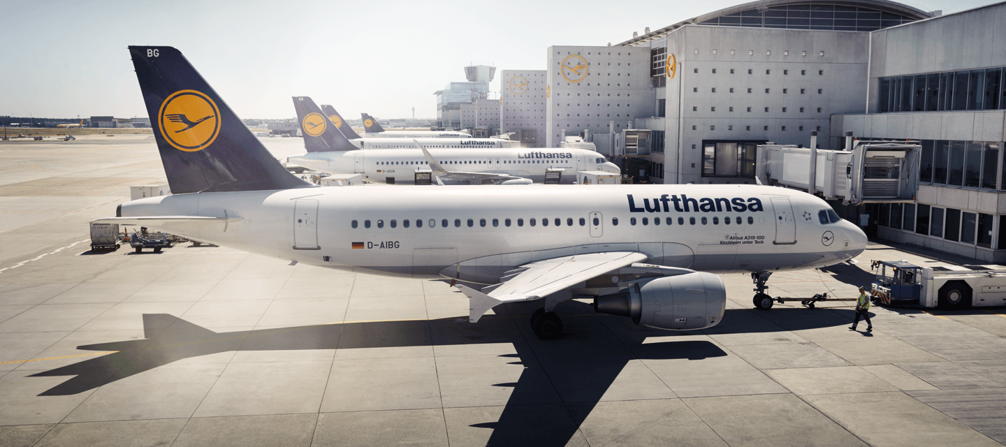 exkluz-v-ism-t-s-r-t-a-lufthansa-budapesten-bud-flyer