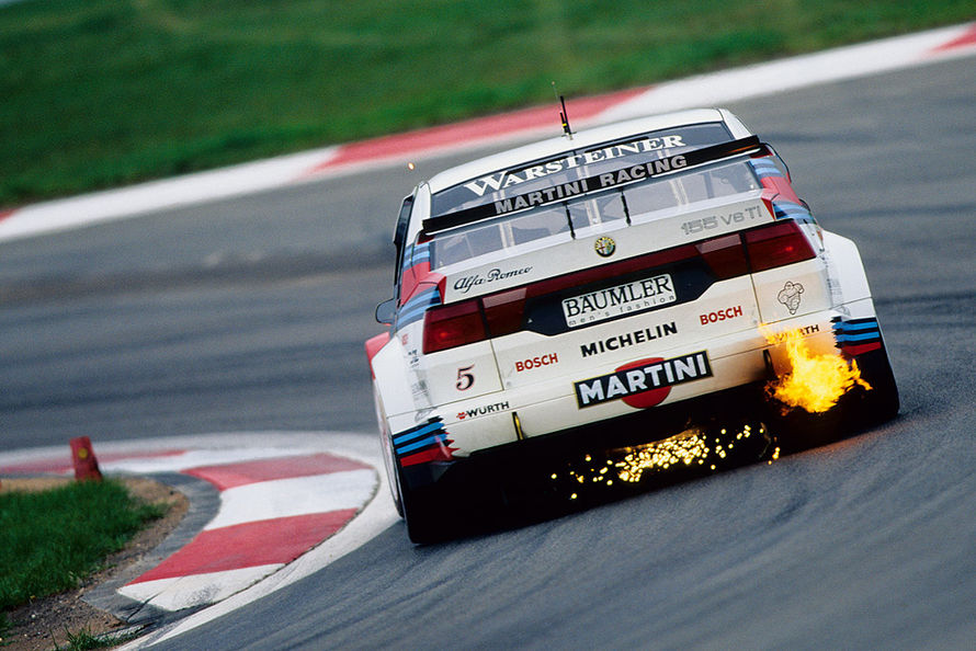 Alfa-Romeo-155-2.5-V6-TI-DTM-1993-Touring-Car-rear-flame-890x594.jpg