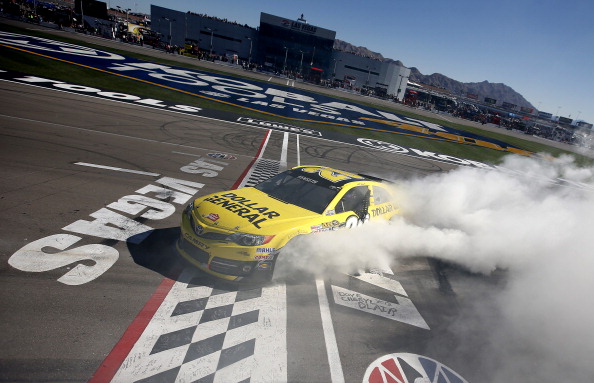 Matt-Kenseth-Joe-Gibbs-Racing-NASCAR-Sprint-Cup-Kobalt-Tools-400-at-Las-Vegas-03-10-2013.jpg
