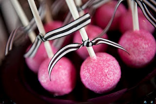 pink-cake-pops.jpg