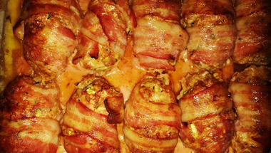 Gyömbéres cukkinis fasírt bacon kabátban