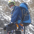 Mit érdemel a gyerekét az Everestre cipelő szülő?