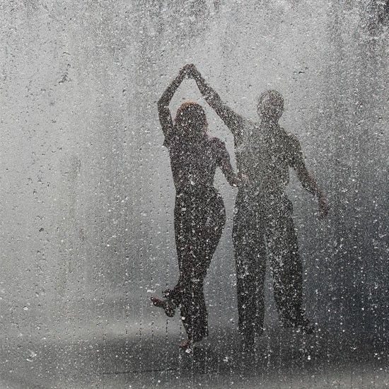 dancing_in_the_rain.jpg