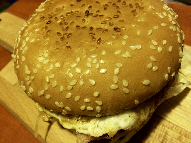 bodega-burger2.jpg